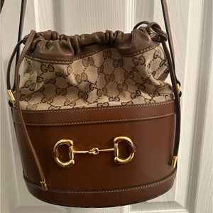 Gucci Horsebit bucket bag